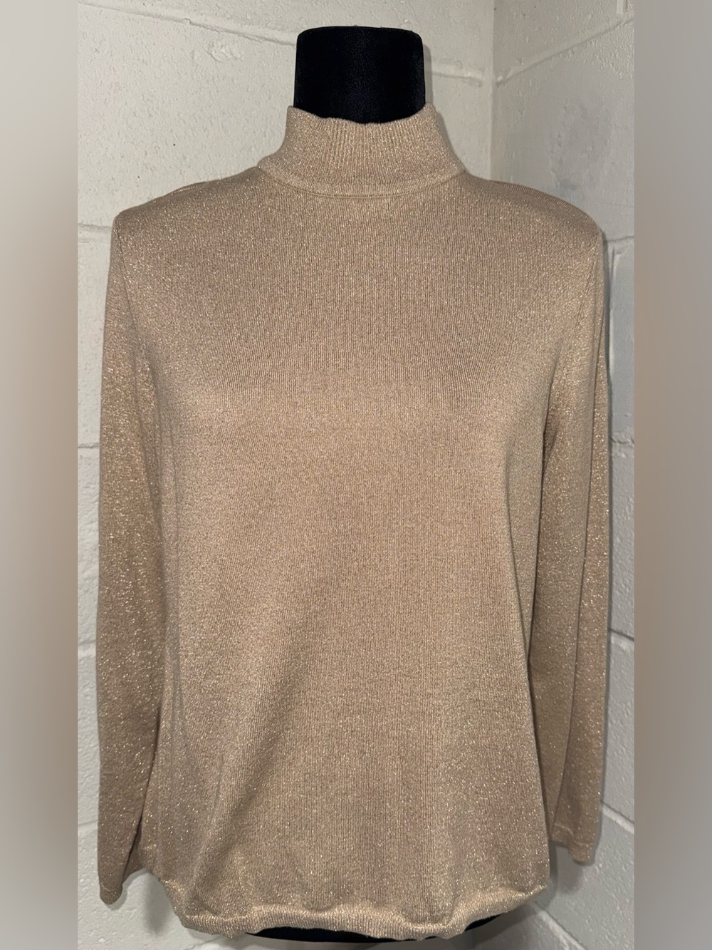Chico's Sz 2 Gold Neutral Metallic Shimmer Mock Neck Knit Sweater Large L